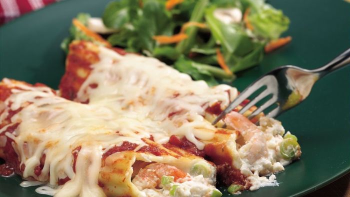 Seafood manicotti with alfredo sauce recipe