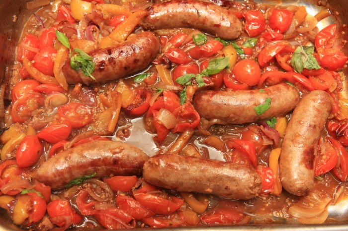 Sausage tomato balsamic bake pepper vinegar