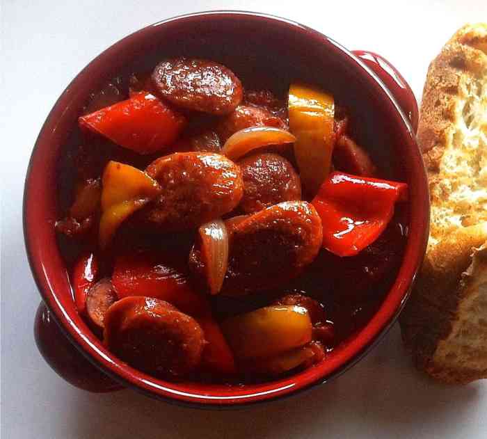 Sausage and peppers in tomato sauce recipe