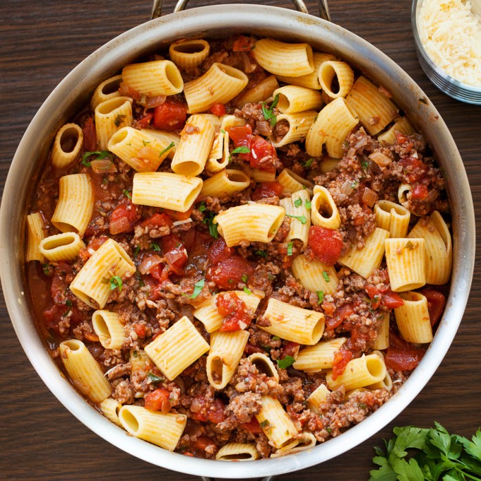 Sausage pasta sauce recipes