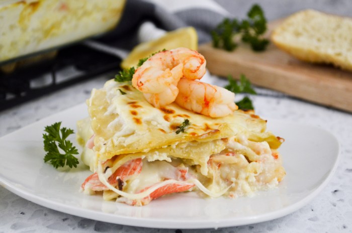 Seafood lasagna recipe with white sauce